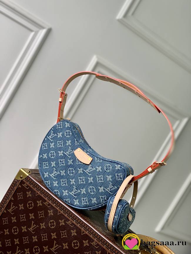 Bagsaaa Louis Vuitton Denim Heart Shapeed Shoulder Bag - 21 X 7 X 5cm - 1