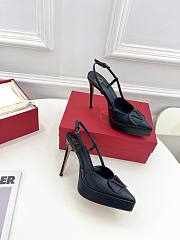 Bagsaaa Valentino Garavani logo-plaque slingback pumps in black - 4