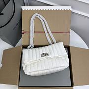 Bagsaaa Balenciaga Monaco Chain Bag In White - 1