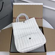 Bagsaaa Balenciaga Monaco Chain Bag In White - 4