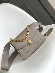 Bagsaaaa Bvlgari Serpenti East-West Maxi Chain Shoulder Bag In Grey - 20*14*8.5cm - 1