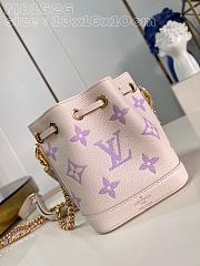 Bagsaaa Louis Vuitton Purple and Ivory Bucket Blue Bag  - 5