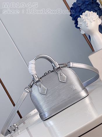 Bagsaaa Louis Vuitton Alma Nano Epi Silver Leather - 18 x 12 x 8 cm