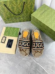 Bagsaaa Gucci Platform In Beige - 1