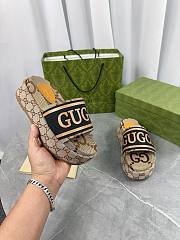 Bagsaaa Gucci Platform In Beige - 6