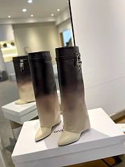 	 Bagsaaa Givenchy Shark Lock Ankle Long Boots in leather ombre leather - 5