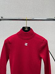 Bagsaaa Chanel Ribbed-knit mockneck sweater in red - 5