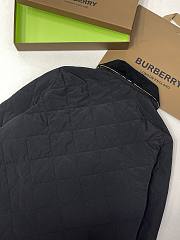 	 Bagsaaa BURBERRY Quilted jacket in black - 2