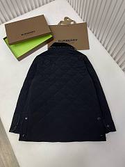 	 Bagsaaa BURBERRY Quilted jacket in black - 6