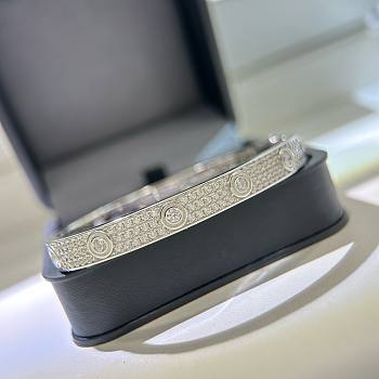 Bagsaaa Cartier Love Bracelet 18K White Gold Diamond-Paved