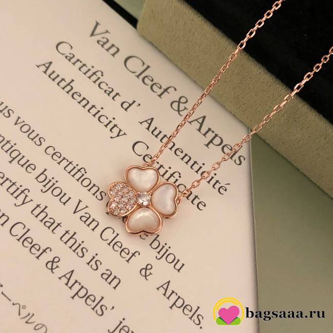Bagsaaa Van Cleef & Arpels Clavicle Pendant Necklace Four Leaf Clover - 1