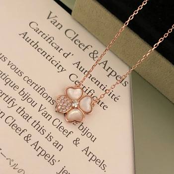 Bagsaaa Van Cleef & Arpels Clavicle Pendant Necklace Four Leaf Clover