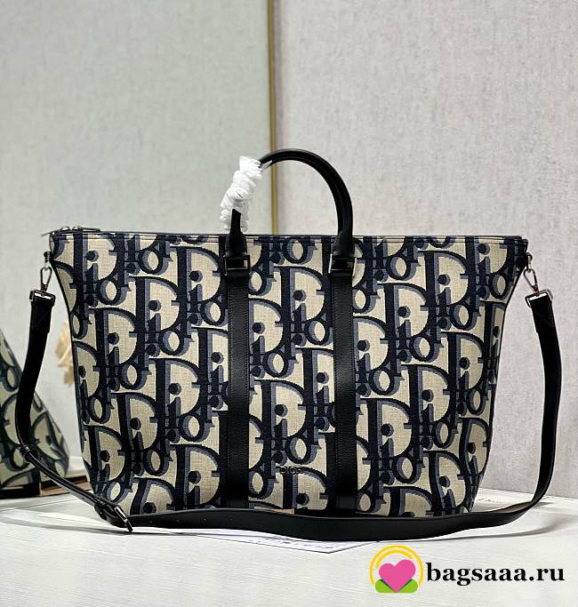 Bagsaaa Dior Tote Bag Beige and Black Maxi Dior Oblique Jacquard - 1