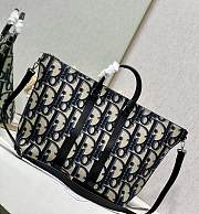 Bagsaaa Dior Tote Bag Beige and Black Maxi Dior Oblique Jacquard - 5