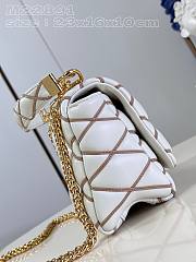Bagsaaa Louis Vuitton Twist Malletage Pico GO-14 MM bag white/brown - 3