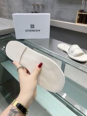 Bagsaaa Givenchy White Slides - 2