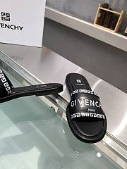 	 Bagsaaa Givenchy Black Slides - 4