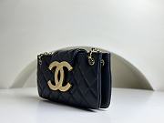 Bagsaaa Chanel CC Big Logo Lambskin - 16.5×26.5×5 cm - 6