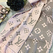 Bagsaaa Louis Vuitton Monogram scarf in pink 170cm x 30cm - 3