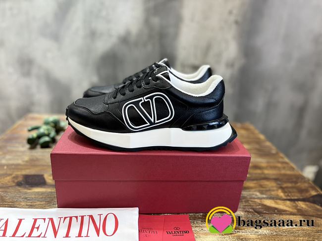Bagsaaa Valentino Black Sneakers - 1
