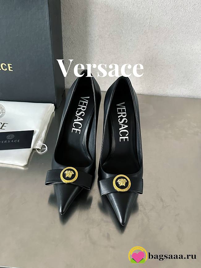Bagsaaa Versace Gianni Ribbon Mid Pumps Black - 1