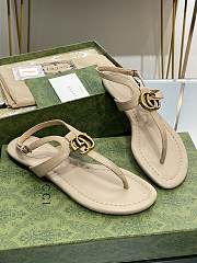 	 Bagsaaa Gucci Double G leather thong sandals beige - 5