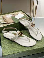 	 Bagsaaa Gucci Double G leather thong sandals white - 6