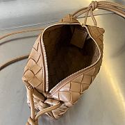 Bagsaaa Bottega Veneta Loop Bag Light Brown - 17x10x6cm - 3