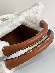 	 Bagsaaa Celine Small Cabas Thais in white Shearling  - 25.5x18.5x12cm - 6