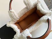 	 Bagsaaa Celine Small Cabas Thais in white Shearling  - 25.5x18.5x12cm - 2