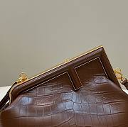 	 Bagsaaa Fendi First Small crocodile leather bag in brown - 26x18x9.5cm - 6