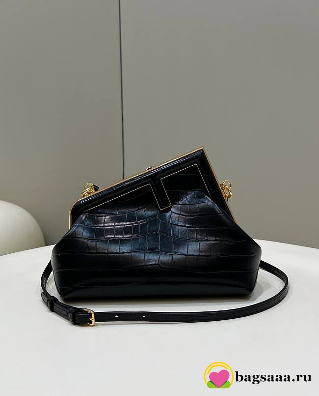 	 Bagsaaa Fendi First Small crocodile leather bag in black - 26x18x9.5cm - 1