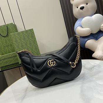 Bagsaaa Gucci GG Marmont Small Shoulder Bag Black - 17x 26x 4cm