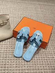 	 Bagsaaa Hermes Oran Sandals Box calfskin In Blue - 6