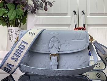Bagsaaa Louis Vuitton Diane Blue Bag - 23 x 16 x 8.5 cm