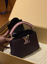Bagsaaa Louis Vuitton Capucines Ostrich Leather Purple & Pink - 2