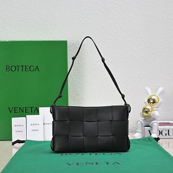 	 Bagsaaa Bottega Veneta black nappa leather Cassette shoulder bag - 22.5*13.5*4.5cm