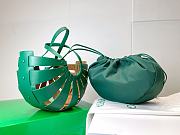 Bagsaaa Bottega Veneta's The Shell bag in green - 22X14X10cm - 3