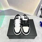 Bagsaaa Chanel Low Top Sneakers Lambskin Leather Black - 4