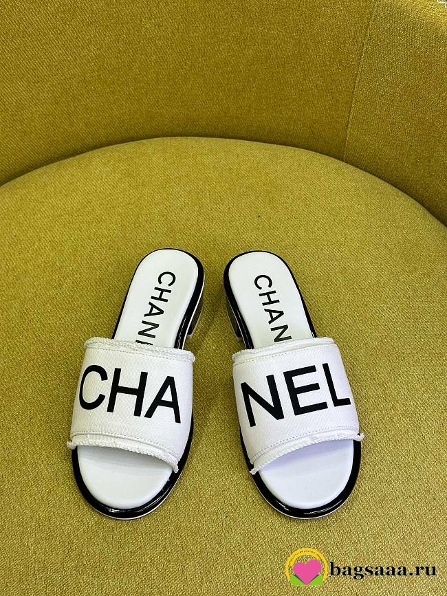 Bagsaaa Chanel White Sandals - 1