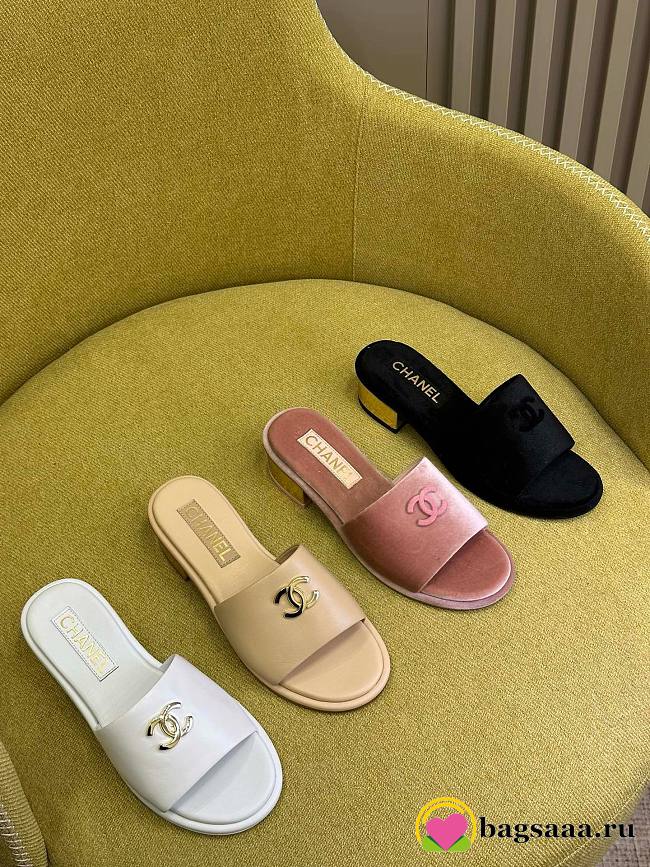 Bagsaaa Chanel CC Sandals  - 1