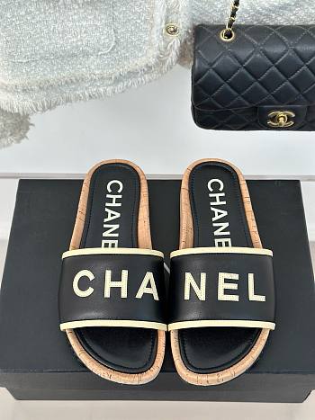 	 Bagsaaa Chanel Flat Slides Black