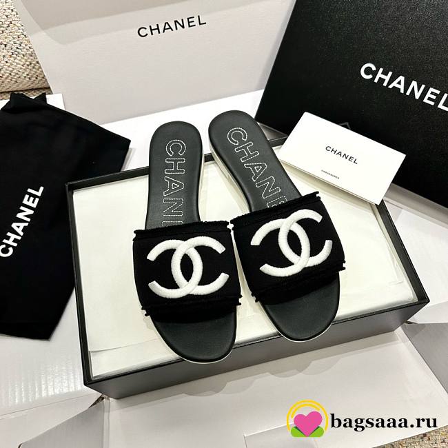 Bagsaaa Chanel Black CC Logo Slides - 1