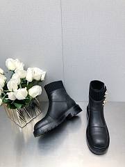 Bagsaaa Chanel CC Logo Black Chelsea Short Boots - 5