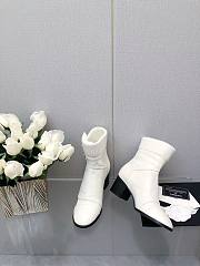 Bagsaaa Chanel CC Logo White Ankle Short Boots - 3