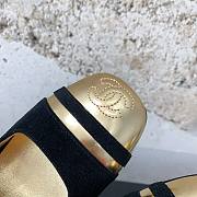 Bagsaaa Chanel Pumps/Peeptoes Suede in Gold - 2
