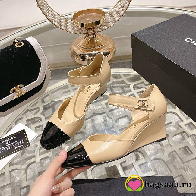 	 Bagsaaa Chanel Mary Janes Beige shoes - 1