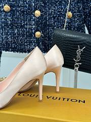 	 Bagsaaa Louis Vuitton White Heels - 6