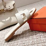Bagsaaa Hermes Oran Sandals Box calfskin In White - 5