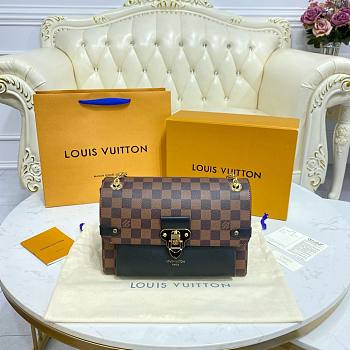 Bagsaaa Louis Vuitton Vavin bag PM Black - 25 x 17 x 9.5 cm